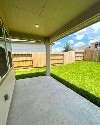 7052 Silverleaf Oak Street, Conroe, TX 77304
