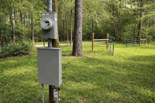 2370 Westville Road, Groveton, TX 75845