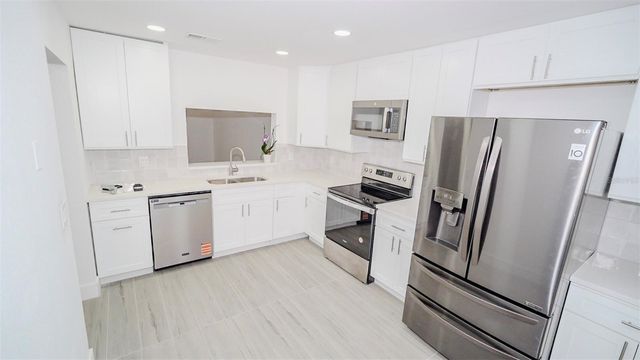 4368 S LAKE ORLANDO PARKWAY 203, Orlando, FL 32808