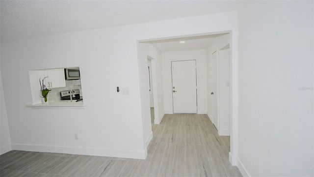 4368 S LAKE ORLANDO PARKWAY 203, Orlando, FL 32808