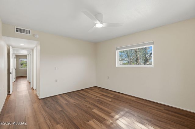 851 W Calle De Emilia, Green Valley, AZ 85614