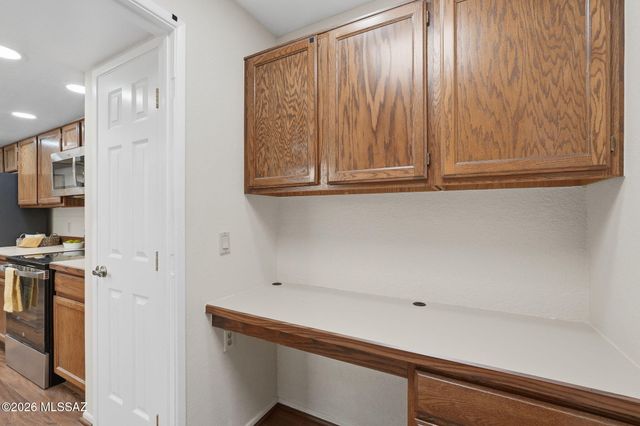 851 W Calle De Emilia, Green Valley, AZ 85614