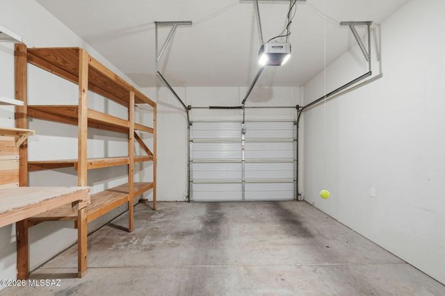 851 W Calle De Emilia, Green Valley, AZ 85614