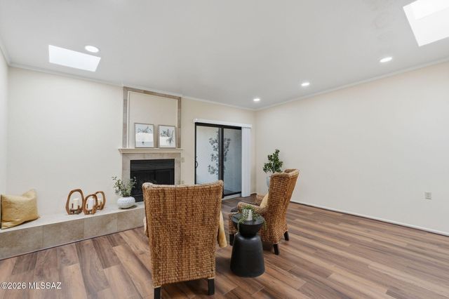 851 W Calle De Emilia, Green Valley, AZ 85614