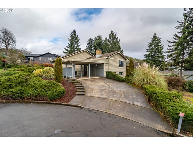 1834 Nw FINCH Ct, Roseburg, OR 97471