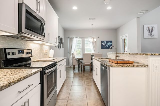 12902 Leatherback LN, Austin, TX 78729