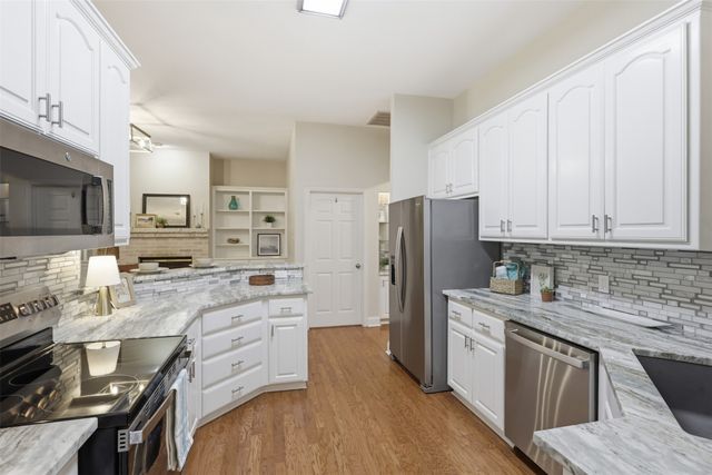 2105 Country Brook Drive, Weatherford, TX 76087