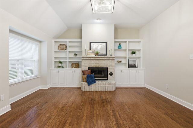 2105 Country Brook Drive, Weatherford, TX 76087