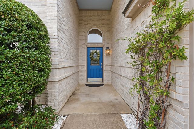 2105 Country Brook Drive, Weatherford, TX 76087