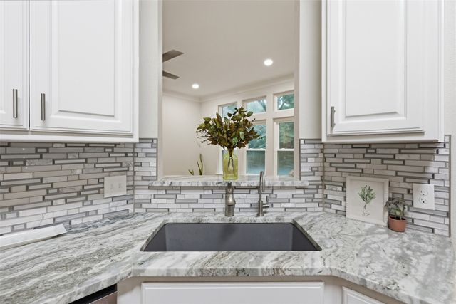 2105 Country Brook Drive, Weatherford, TX 76087