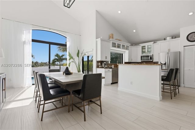 226 SW 180th Ave, Pembroke Pines, FL 33029