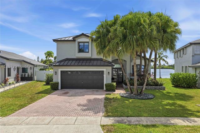 226 SW 180th Ave, Pembroke Pines, FL 33029