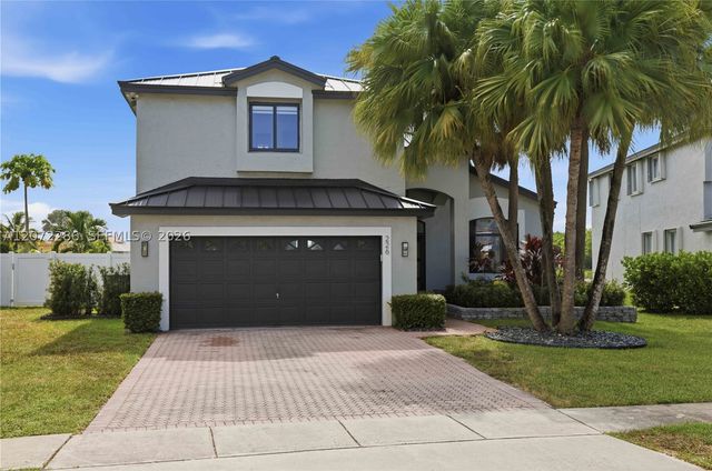 226 SW 180th Ave, Pembroke Pines, FL 33029