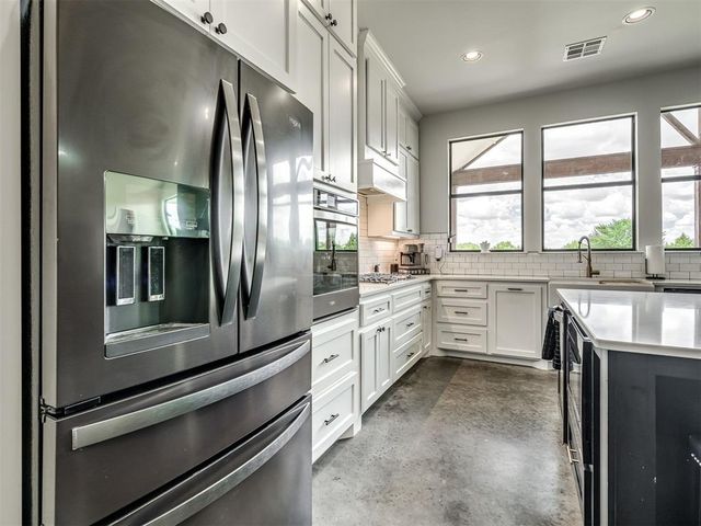 2176 County Road 1250, Blanchard, OK 73010