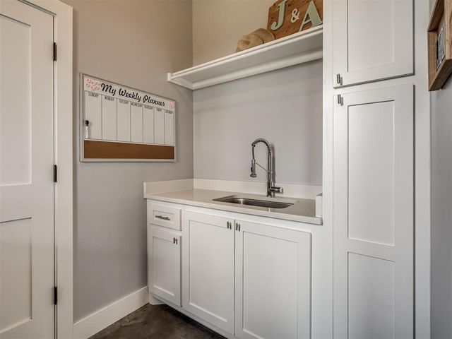 2176 County Road 1250, Blanchard, OK 73010