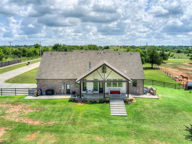 2176 County Road 1250, Blanchard, OK 73010