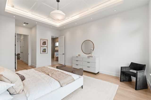 214 E 32nd Street A, Houston, TX 77018