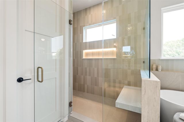 214 E 32nd Street A, Houston, TX 77018