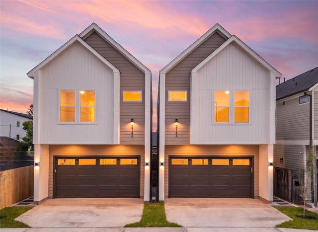 214 E 32nd Street A, Houston, TX 77018