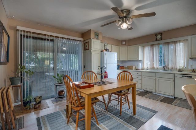2806 Warner Street, Madison, WI 53713