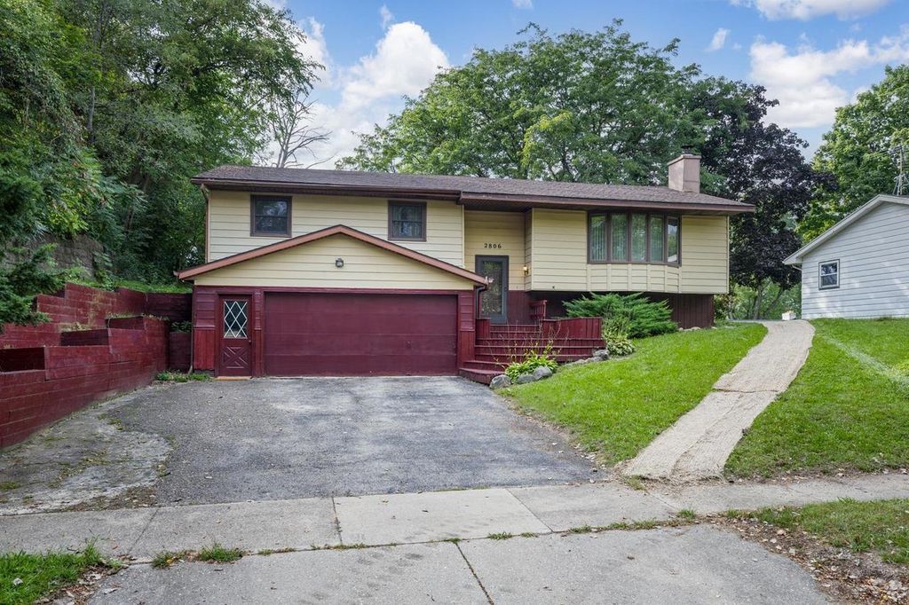 2806 Warner Street, Madison, WI 53713