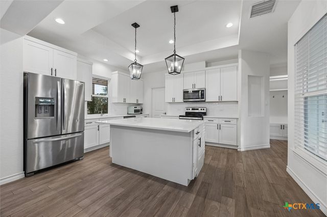 1420 Persimmon Pass, Fischer, TX 78623
