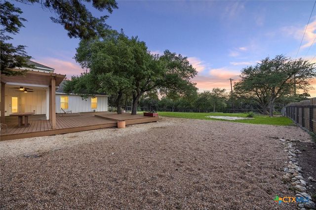 1420 Persimmon Pass, Fischer, TX 78623