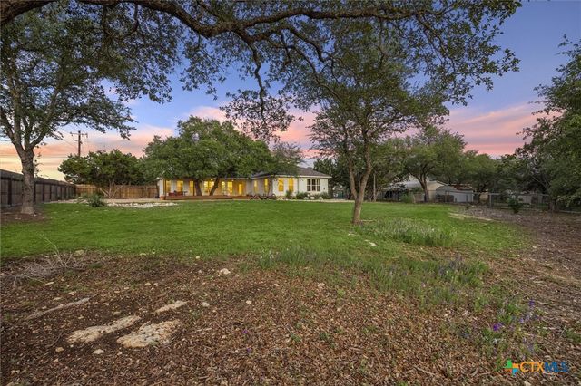 1420 Persimmon Pass, Fischer, TX 78623