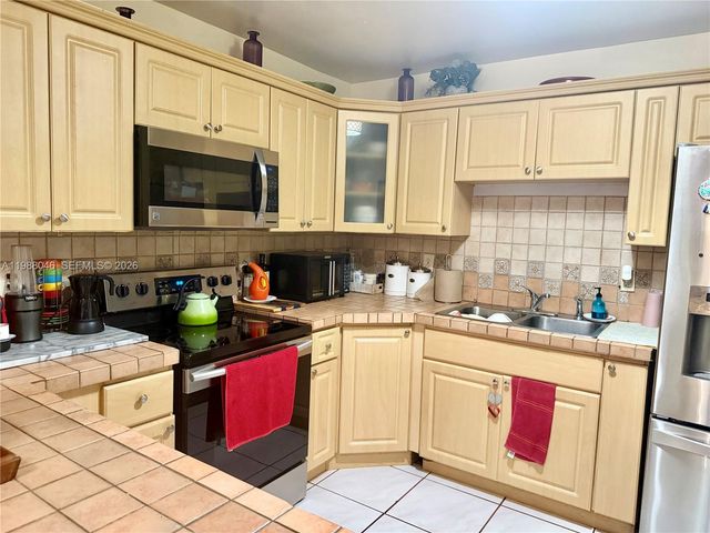 14474 SW 293rd Ter, Homestead, FL 33033