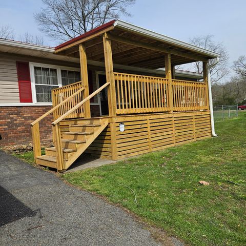 135 Lewis Street, Corbin, KY 40701