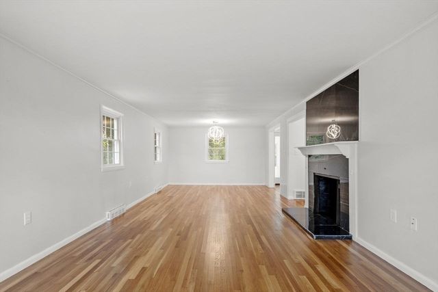 495 Johnson Street, North Andover, MA 01845