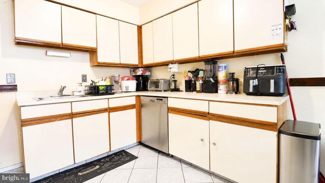 216 FRANKLIN AVE, Berlin, NJ 08009