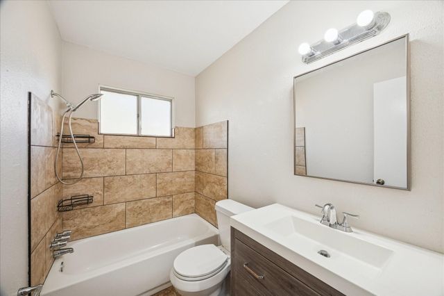 1808 Wren Drive, League City, TX 77573