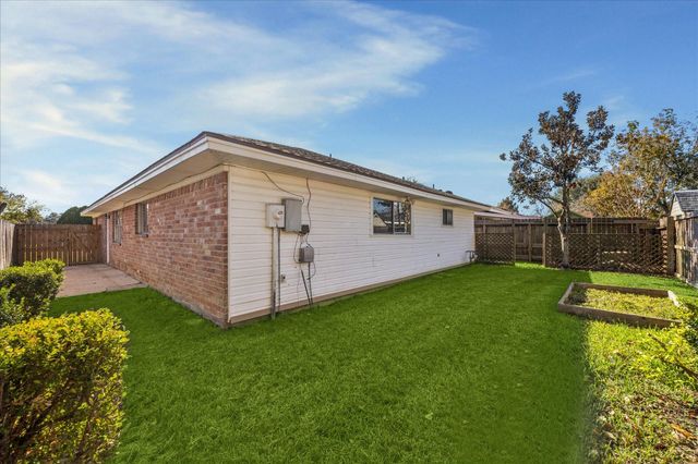 1808 Wren Drive, League City, TX 77573