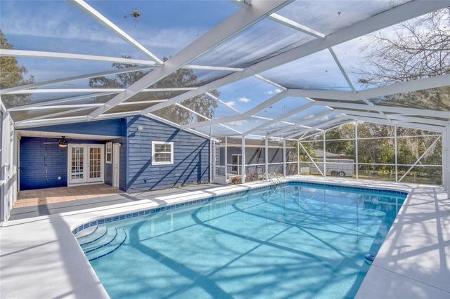 1828 SE LAKE WEIR AVENUE, Ocala, FL 34471