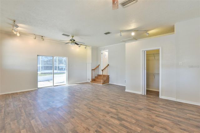 1828 SE LAKE WEIR AVENUE, Ocala, FL 34471