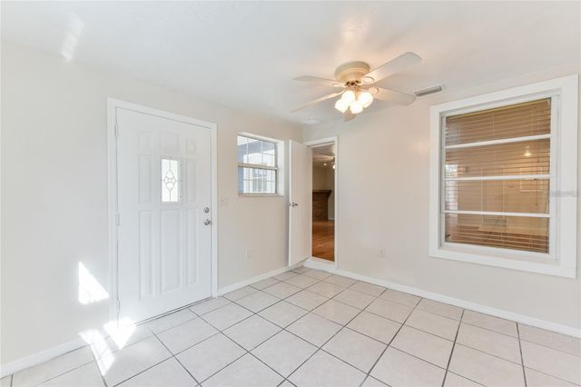 1828 SE LAKE WEIR AVENUE, Ocala, FL 34471