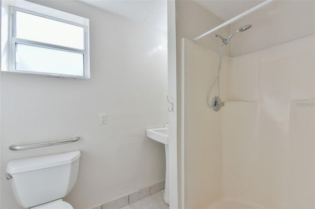 1828 SE LAKE WEIR AVENUE, Ocala, FL 34471