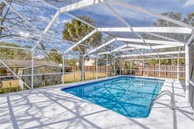 1828 SE LAKE WEIR AVENUE, Ocala, FL 34471