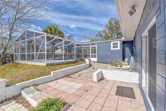 1828 SE LAKE WEIR AVENUE, Ocala, FL 34471