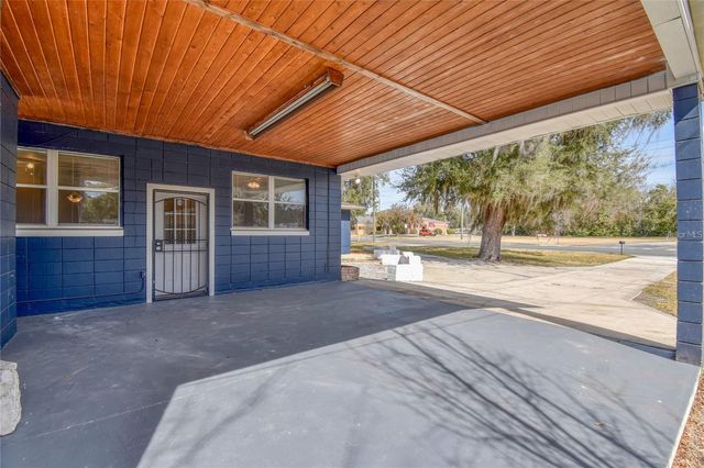 1828 SE LAKE WEIR AVENUE, Ocala, FL 34471