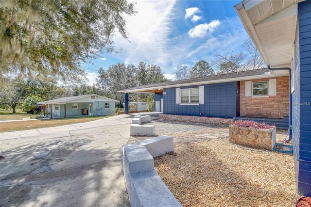 1828 SE LAKE WEIR AVENUE, Ocala, FL 34471