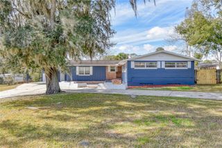 1828 SE LAKE WEIR AVENUE, Ocala, FL 34471