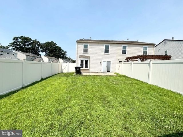 2 QUASAR CT, Sewell, NJ 08080