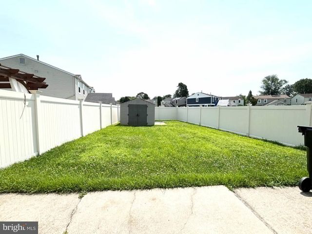 2 QUASAR CT, Sewell, NJ 08080