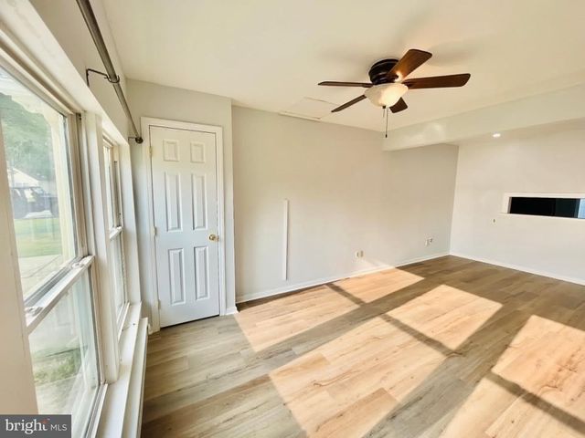2 QUASAR CT, Sewell, NJ 08080