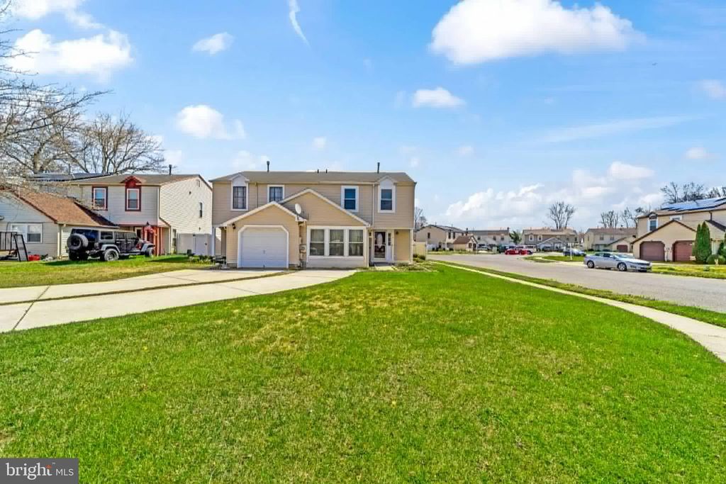 2 QUASAR CT, Sewell, NJ 08080