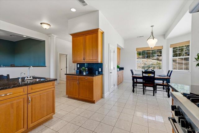 19114 Halcon Crest Ct, Grass Valley, CA 95949