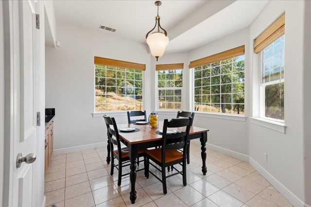 19114 Halcon Crest Ct, Grass Valley, CA 95949