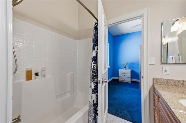 19114 Halcon Crest Ct, Grass Valley, CA 95949
